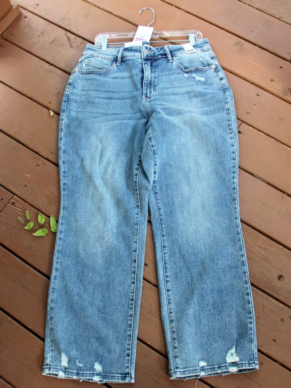 New With Tags Judy Blue wide leg jeans size 16 W